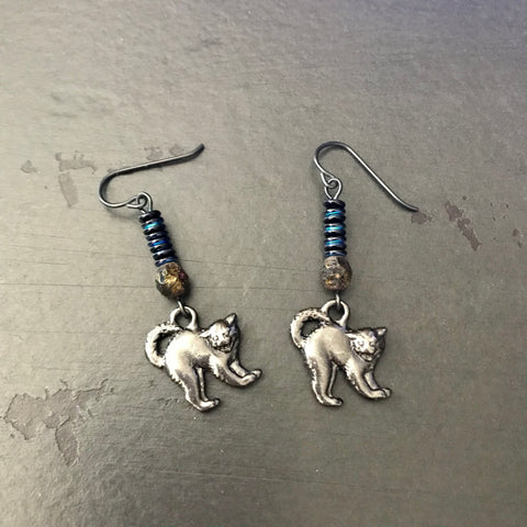 Spooky Cat Halloween Dangle Earrings